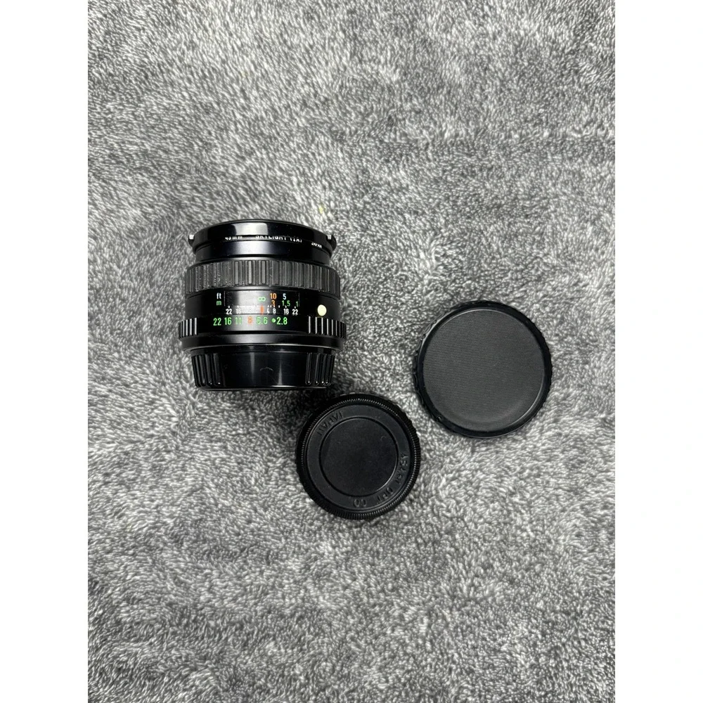 Pentax ME Super 35mm SLR Camera w 50mm Lens AF200T‎ Flash Vintage Kit